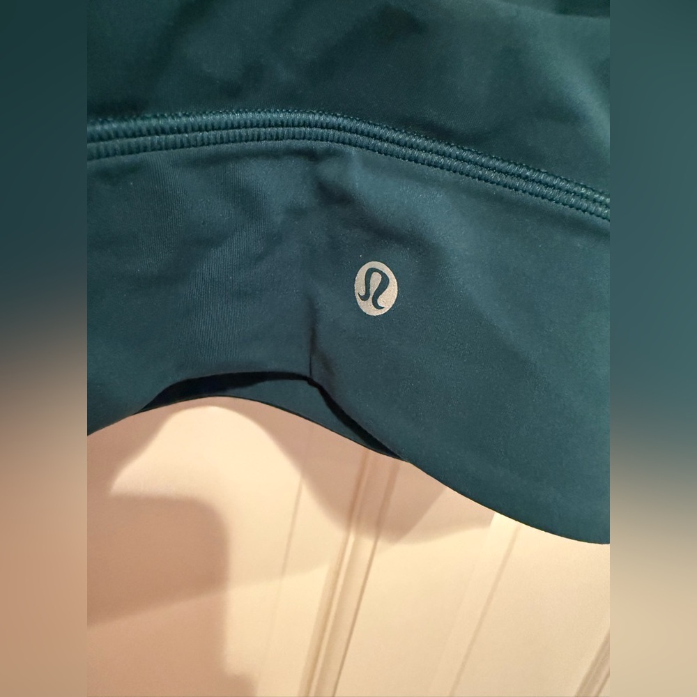NWT Lululemon Align V-neck Bra A/B Size 10 Storm Teal - Picture 5 of 5